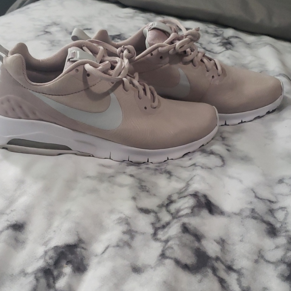 Nike air max motion LW SE